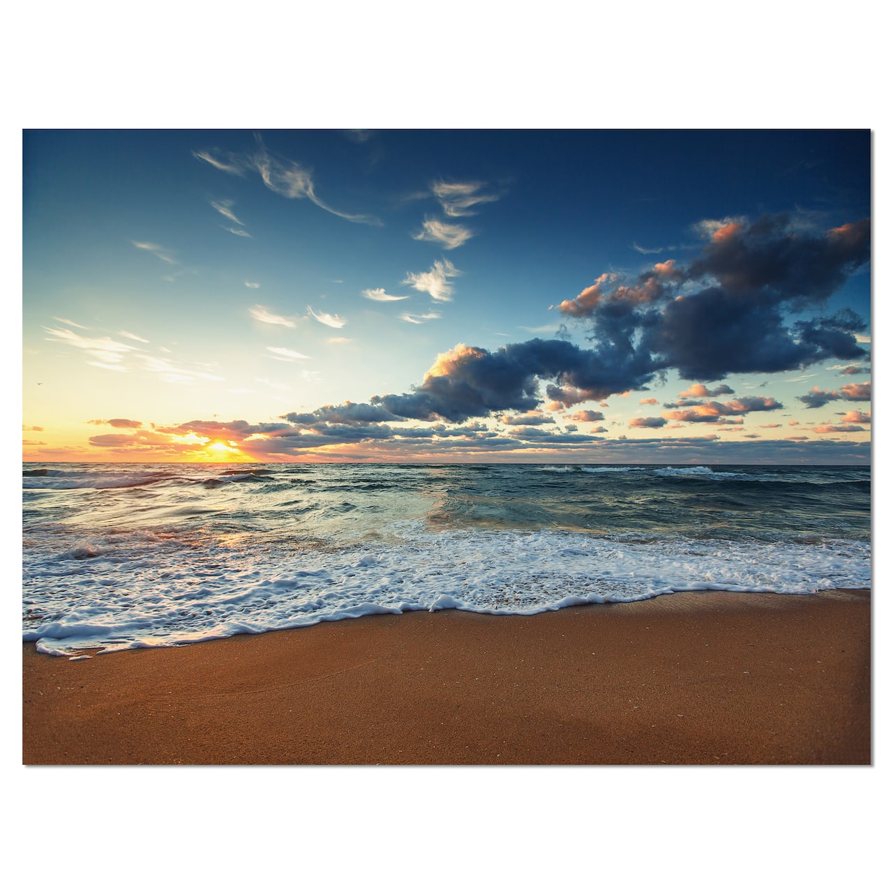 Designart - Sunrise and Glowing Waves in Ocean - Seascape Canvas Art Print